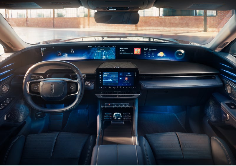 The panoramic display is shown in a 2024 Lincoln Nautilus® SUV. | Mark McLarty Lincoln in North Little Rock AR
