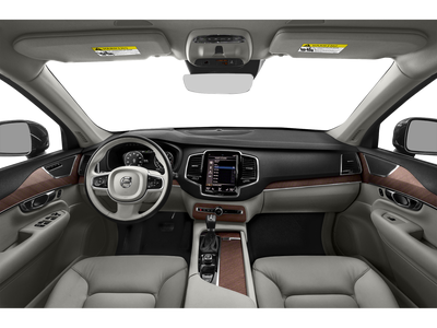 2022 Volvo XC90 T5 Momentum
