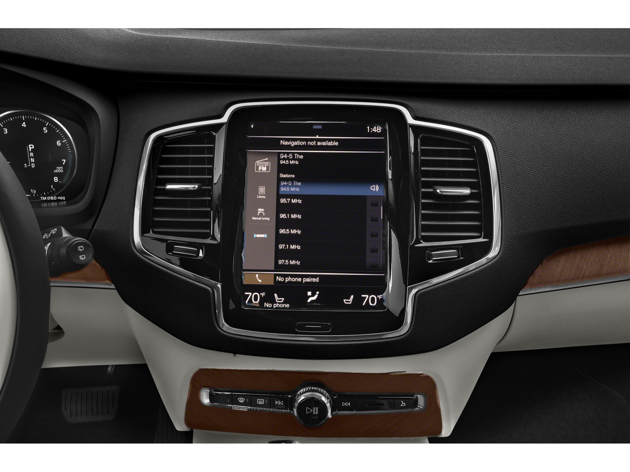 2022 Volvo XC90 T5 Momentum