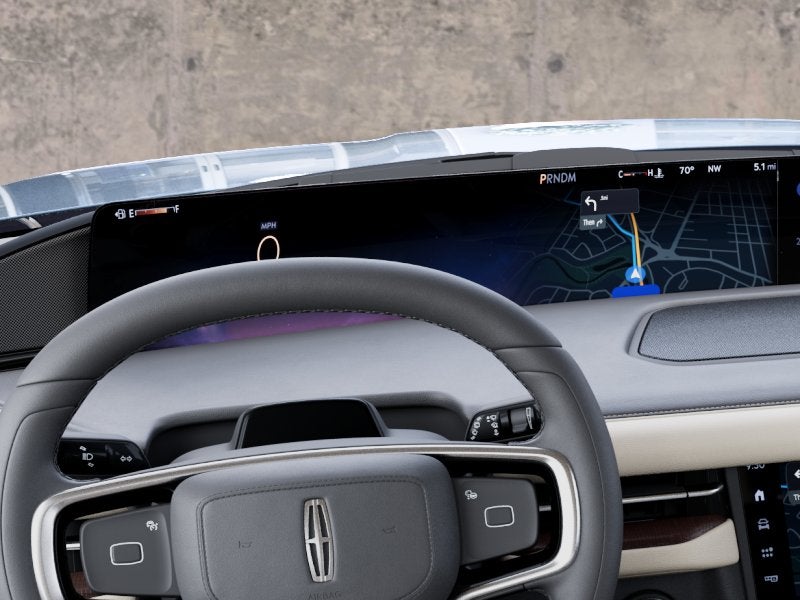 2027 Lincoln Navigator Premiere
