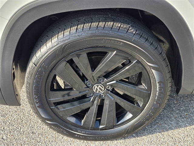 2023 Volkswagen Atlas Cross Sport 2.0T SE w/Technology