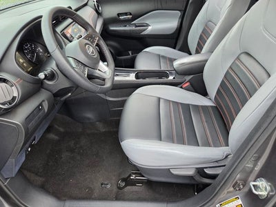 2022 Nissan Kicks SR