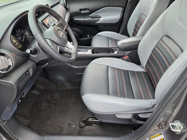 2022 Nissan Kicks SR