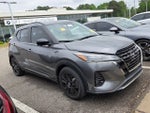 2022 Nissan Kicks SR
