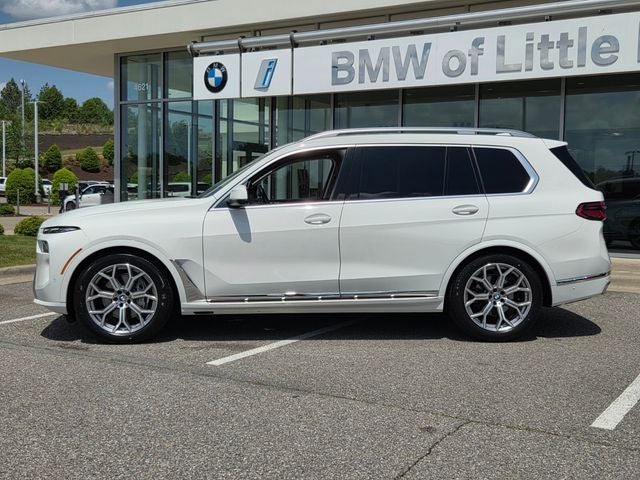 2025 BMW X7 xDrive40i