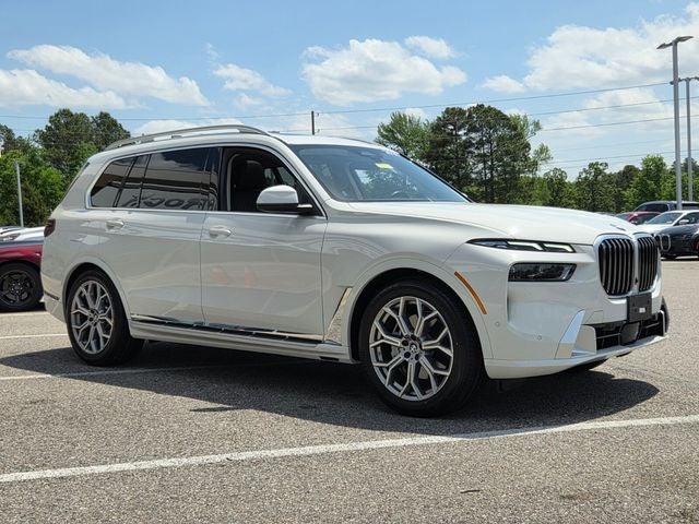 2025 BMW X7 xDrive40i