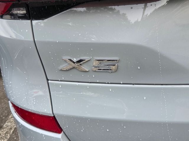 2025 BMW X5 xDrive40i