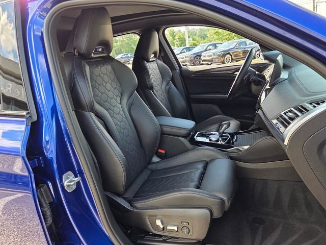 2023 BMW X4 M Base