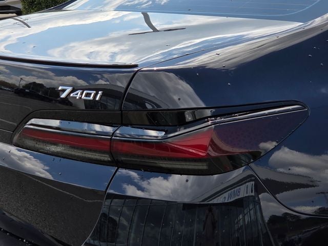 2024 BMW 7 Series 740i M Sport