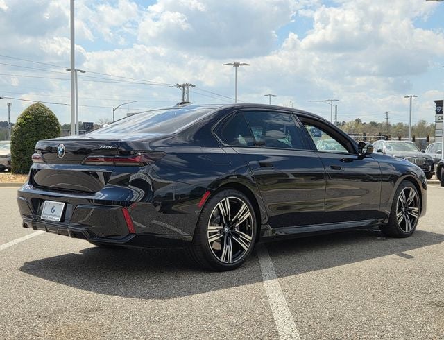 2024 BMW 7 Series 740i M Sport