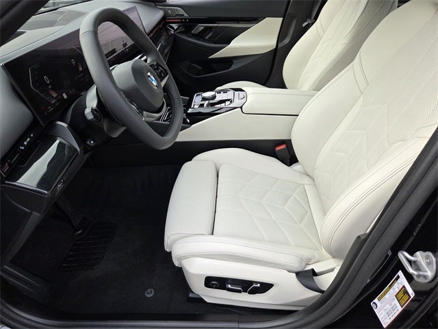 2025 BMW 5 Series 530i