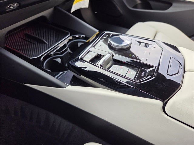 2025 BMW 5 Series 530i