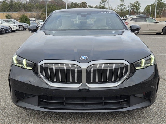 2025 BMW 5 Series 530i
