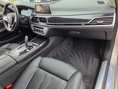 2022 BMW 7 Series 750i xDrive