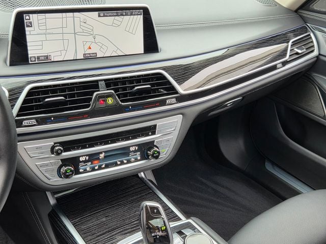 2022 BMW 7 Series 750i xDrive