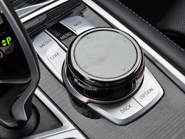 2022 BMW 7 Series 750i xDrive