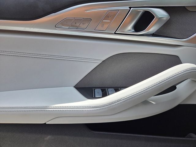 2025 BMW M8 Competition