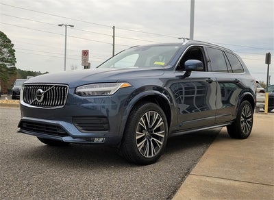 2021 Volvo XC90 T6 Momentum