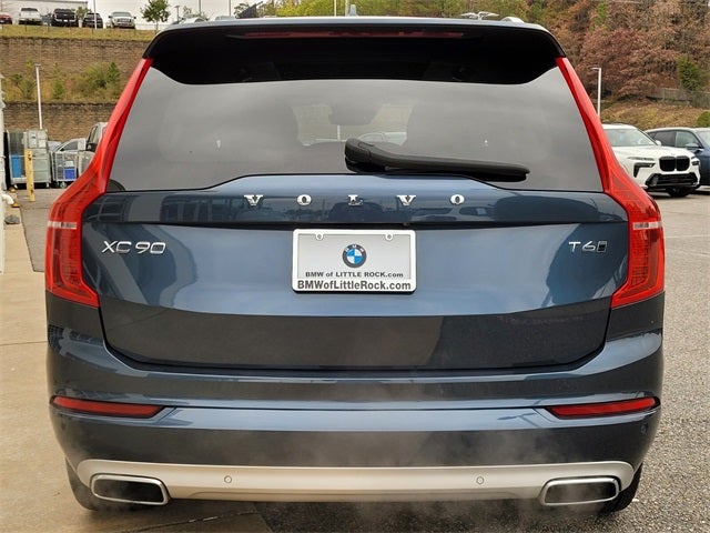 2021 Volvo XC90 T6 Momentum