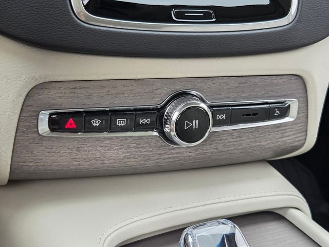 2023 Volvo XC90 Recharge Plug-In Hybrid Ultimate Ultimate