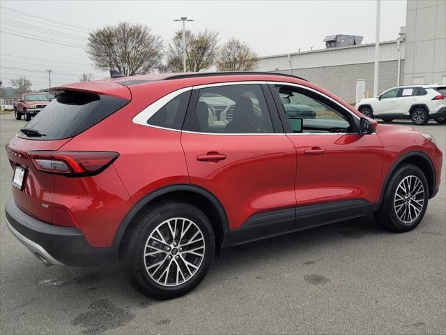 2025 Ford Escape Base