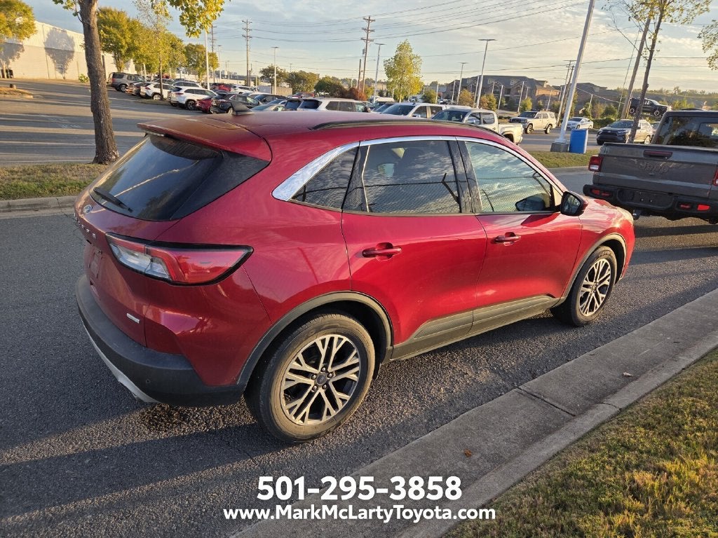 2020 Ford Escape SEL