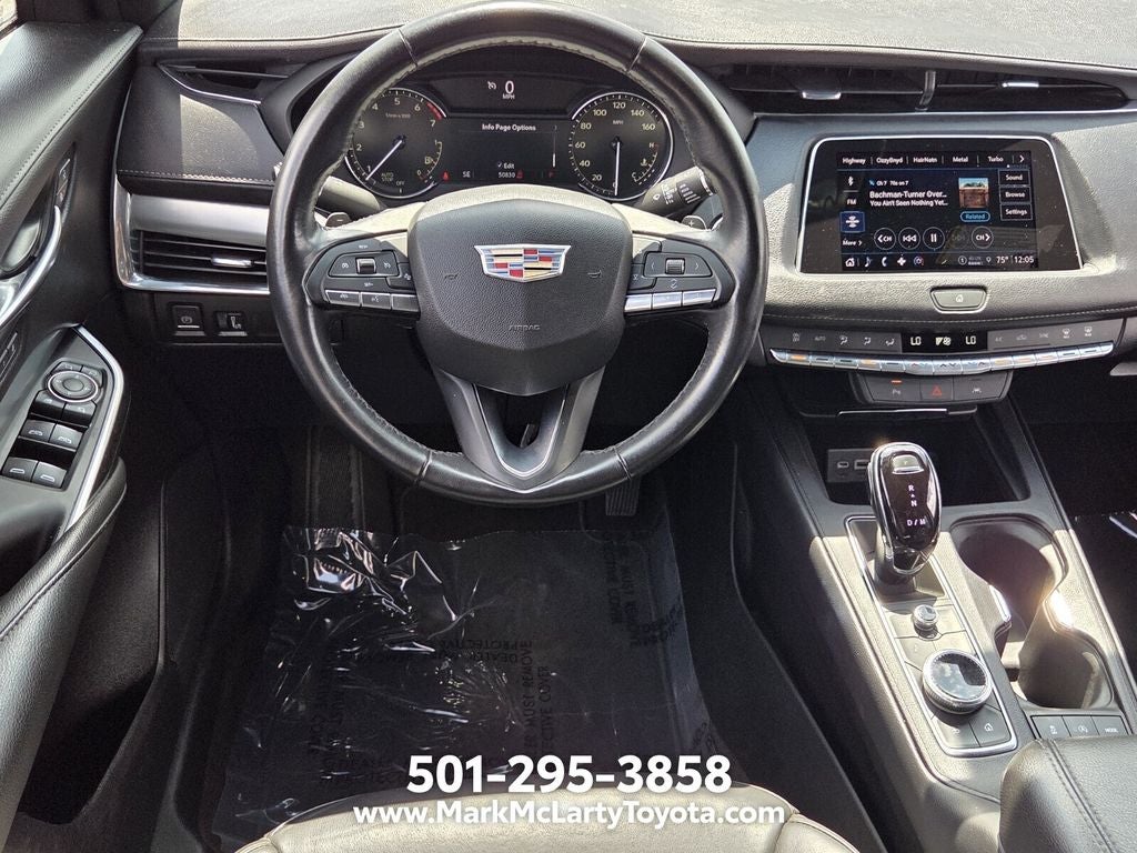 2023 Cadillac XT4 Premium Luxury