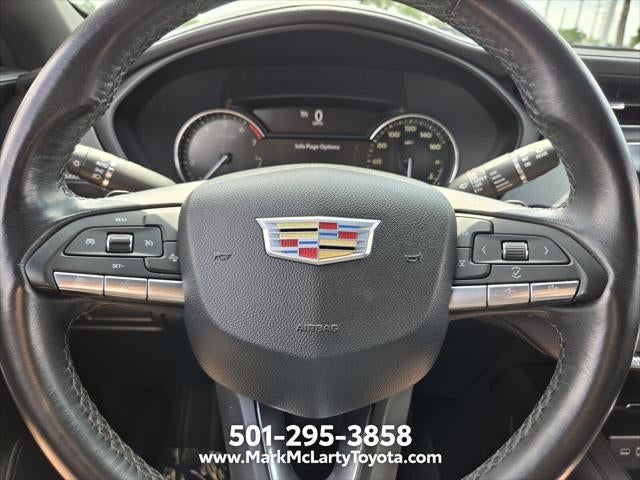 2023 Cadillac XT4 Premium Luxury