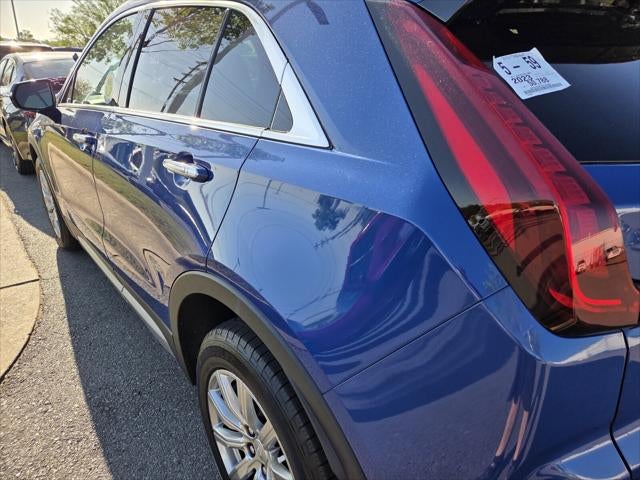 2023 Cadillac XT4 Premium Luxury