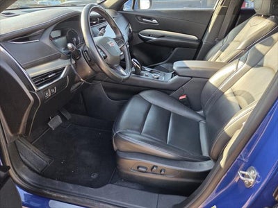 2023 Cadillac XT4 Premium Luxury