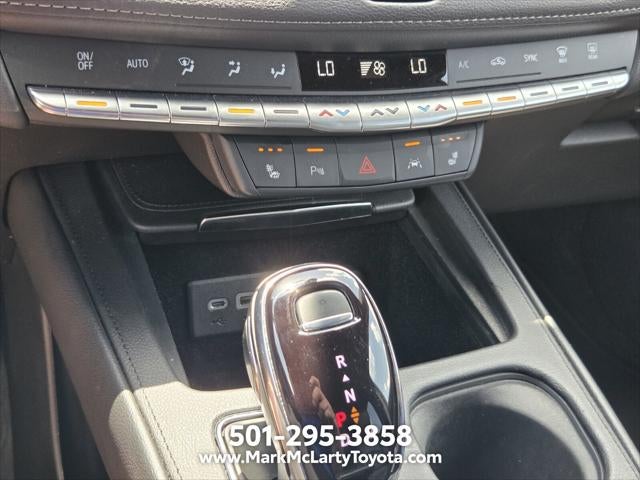 2023 Cadillac XT4 Premium Luxury