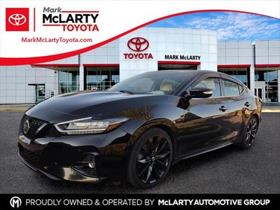 2022 Nissan Maxima SR