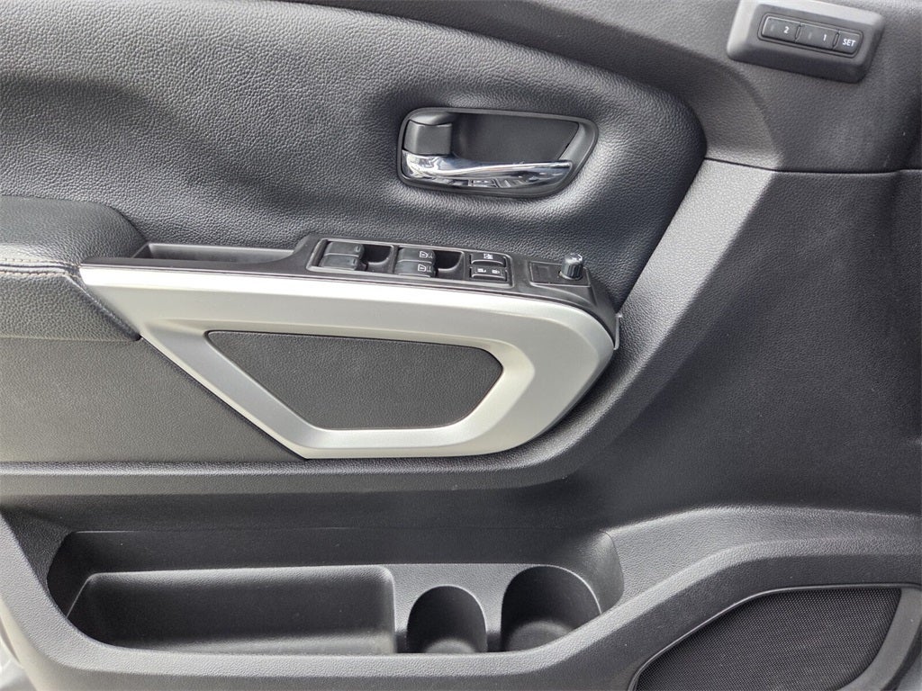 2019 Nissan Titan PRO-4X