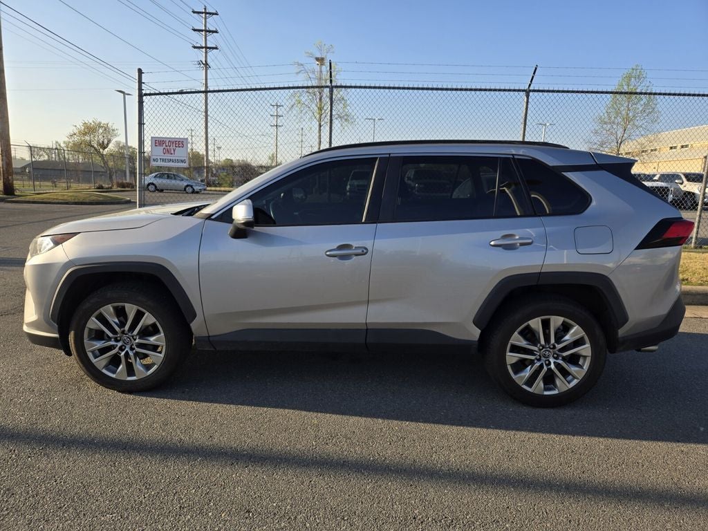 2019 Toyota RAV4 XLE Premium