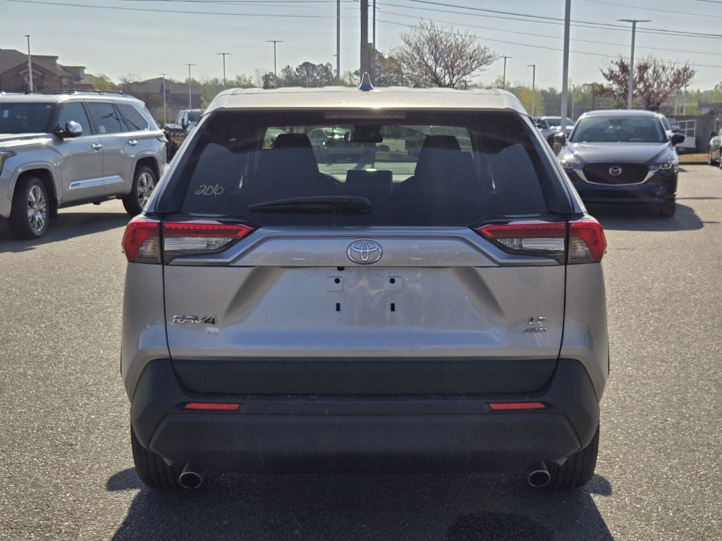 2025 Toyota RAV4 LE