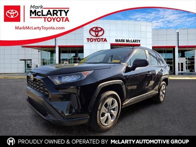 2020 Toyota RAV4 LE