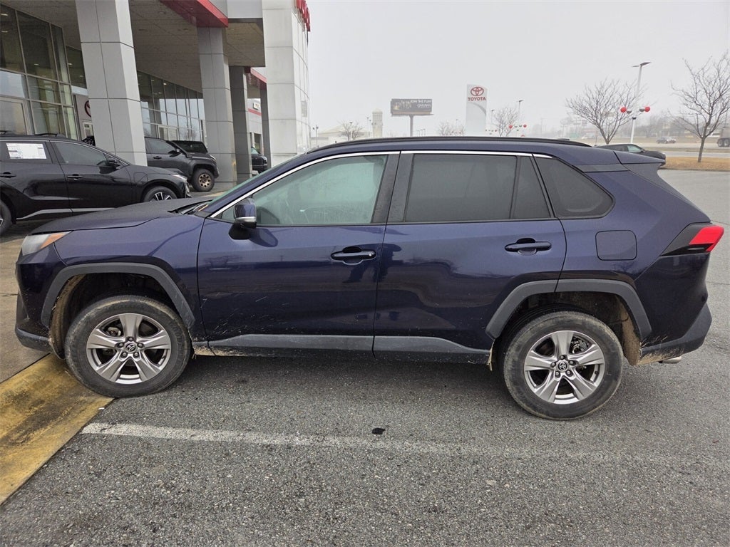 2022 Toyota RAV4 XLE