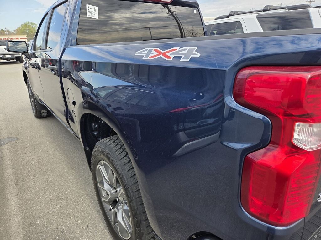 2023 Chevrolet Silverado Custom