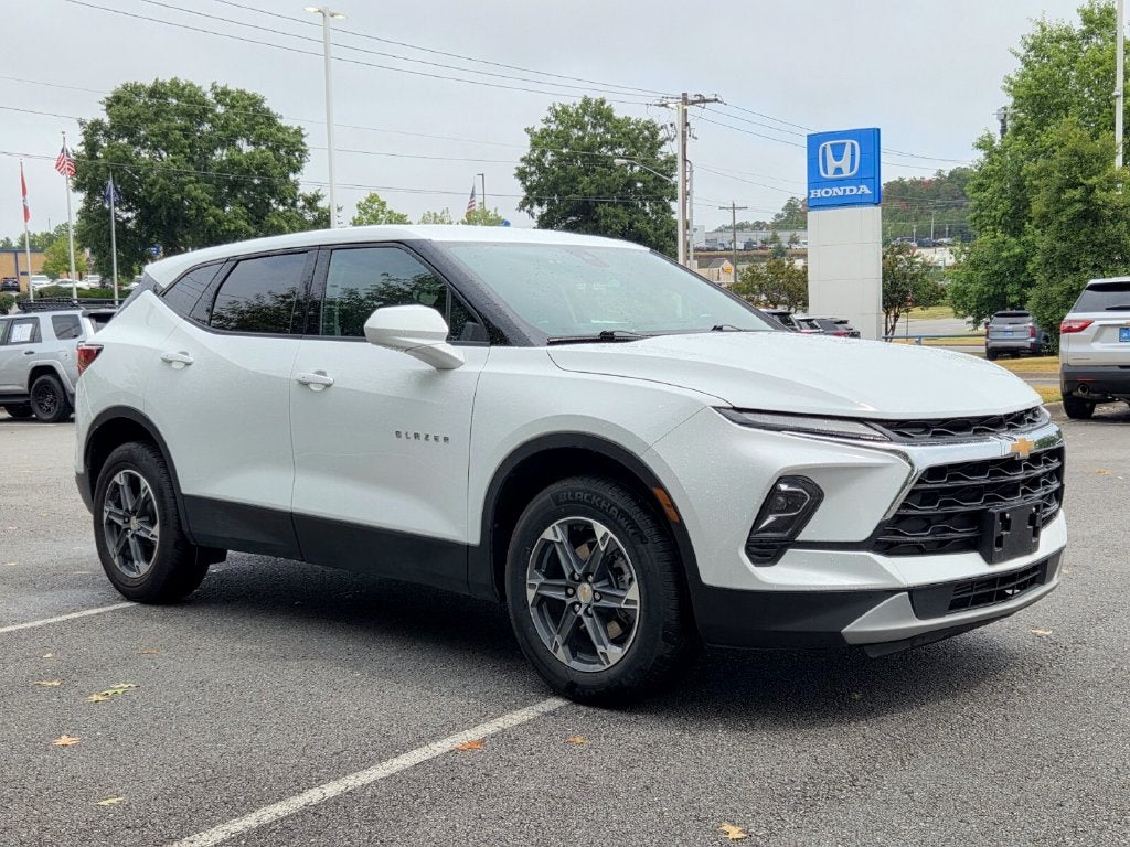 2025 Chevrolet Blazer LT