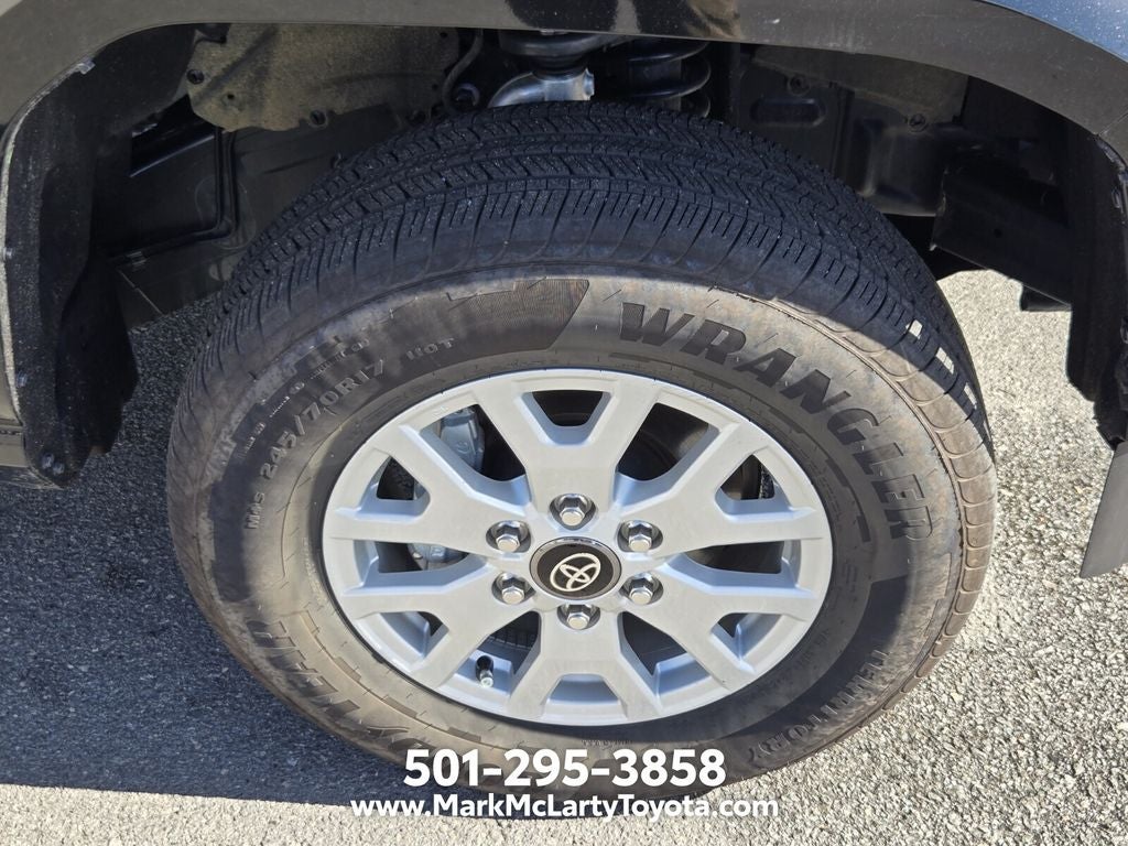 2025 Toyota TACOMA SR5 SR5