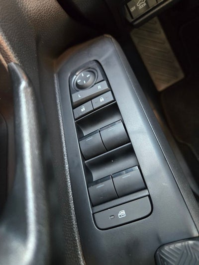 2025 Toyota TACOMA SR5 SR5