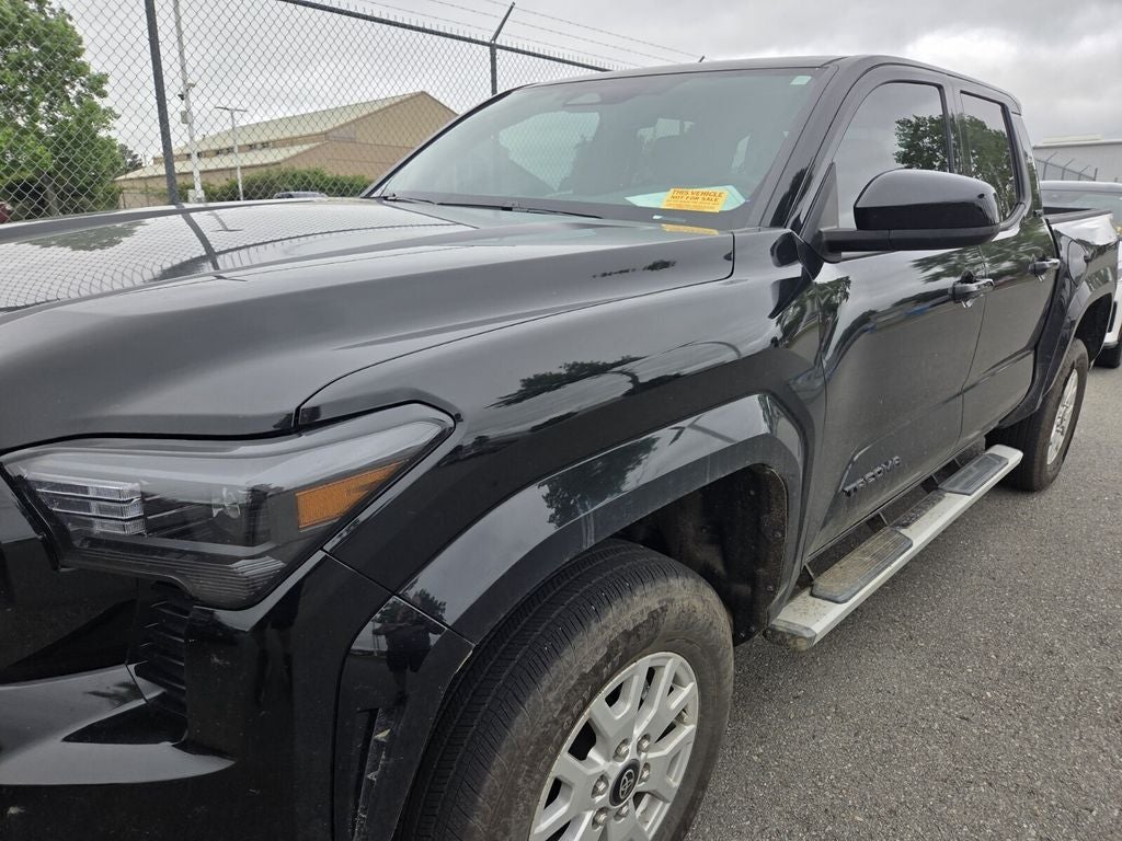 2025 Toyota TACOMA SR5 SR5