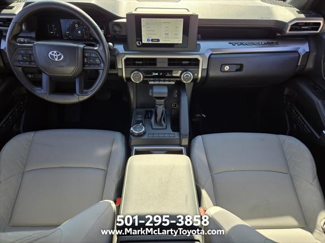 2025 Toyota TACOMA SR5 SR5