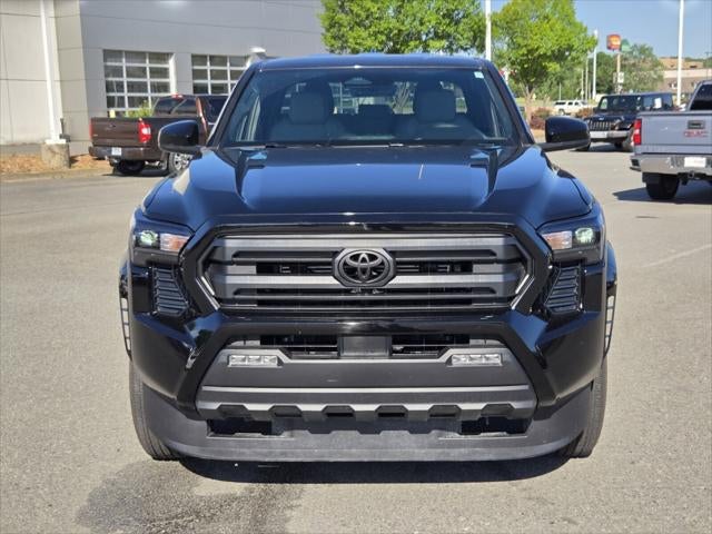 2025 Toyota TACOMA SR5 SR5