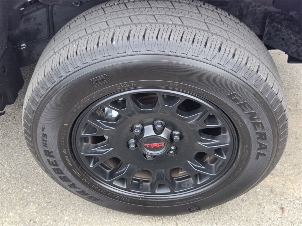 2025 Toyota TACOMA SR5 SR5