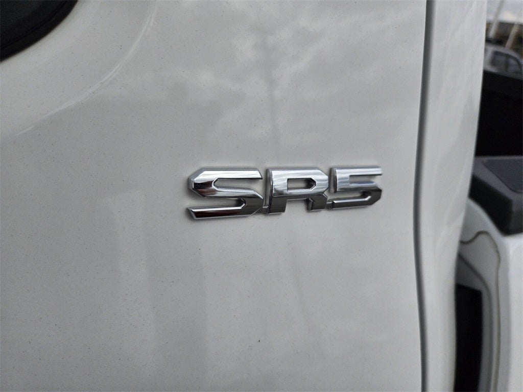 2025 Toyota TACOMA SR5 SR5