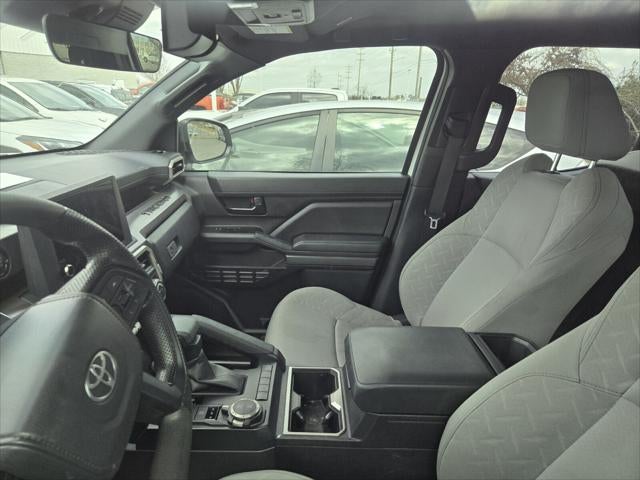 2025 Toyota TACOMA SR5 SR5