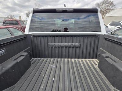 2025 Toyota TACOMA SR5 SR5