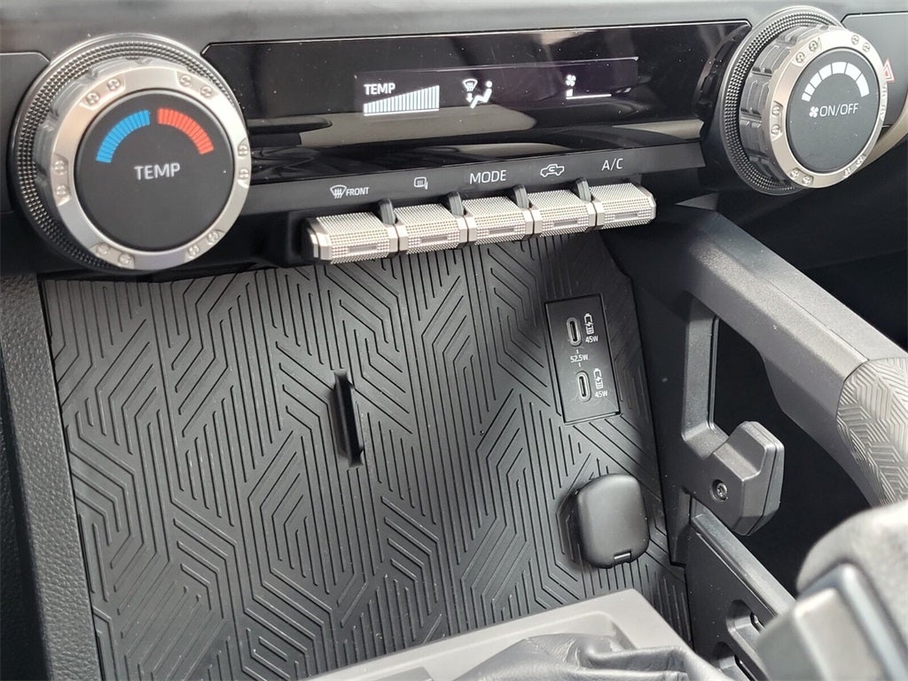 2024 Toyota TACOMA SR5 SR5