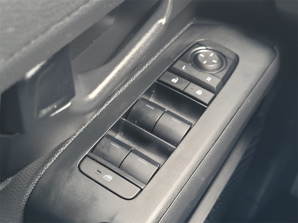 2024 Toyota TACOMA SR5 SR5